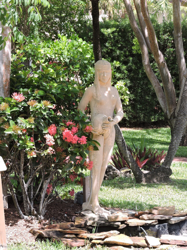Others 5, Shangri-La Springs, Lee