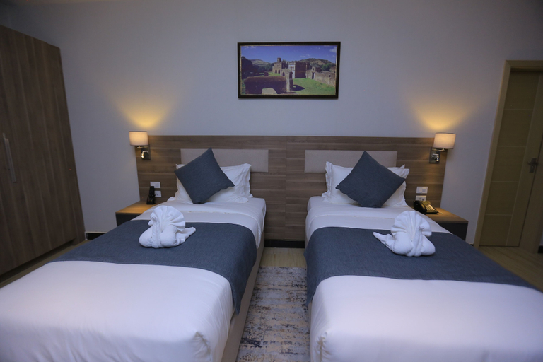 Bedroom 2, Triple-e Hotel and Spa, Addis Abeba