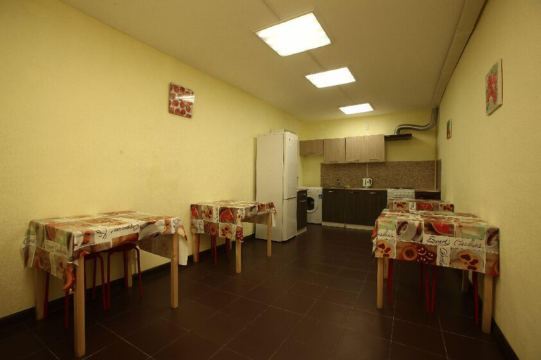 Others 5, Sky Hostel, North-Eastern