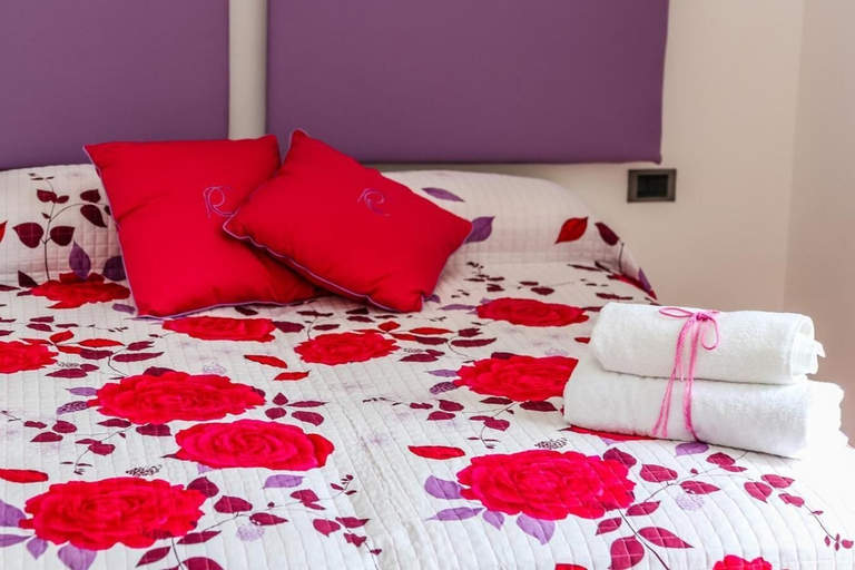 Bedroom 5, Terra Mia, Napoli