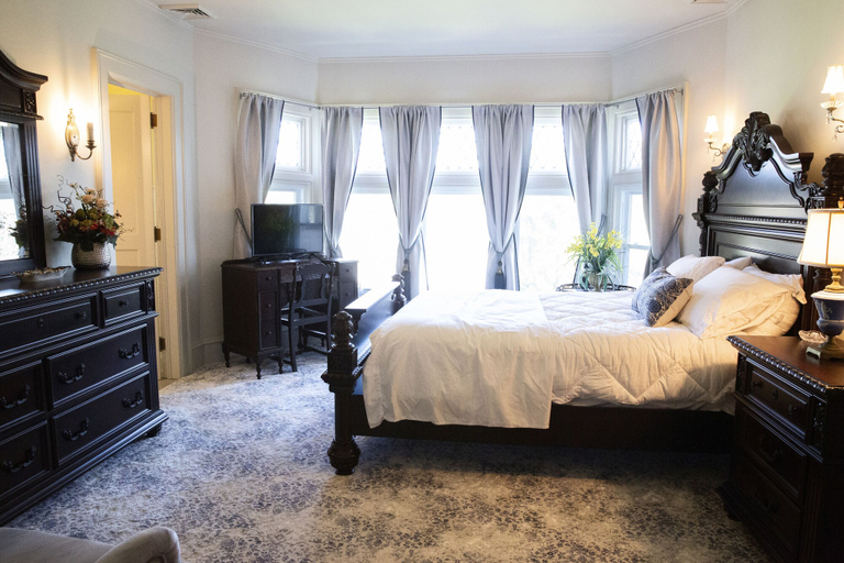 Bedroom 2, Hazeltine Boutique Hotel BnB, Warren