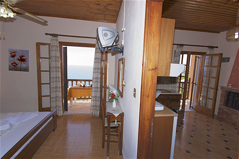 Bedroom 2, Alkmini, Thessaly