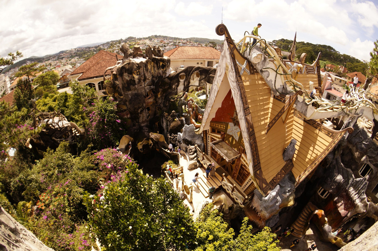 Crazy House, Đà Lạt