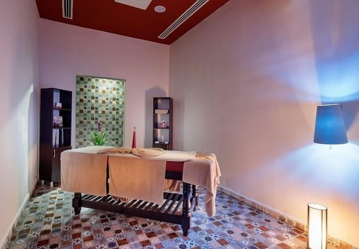 Bedroom 3, Xafira Deluxe Resort & Spa - All Inclusive, Alanya