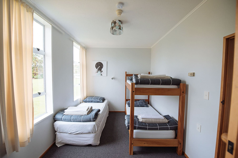 Bedroom 2, Kowhai Flat, Clutha