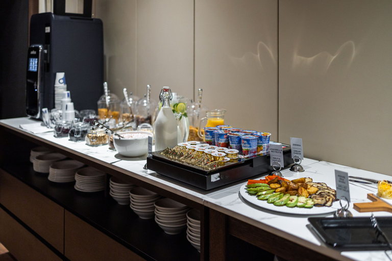 Food & Drinks 5, Hotel MANAMI, Priština
