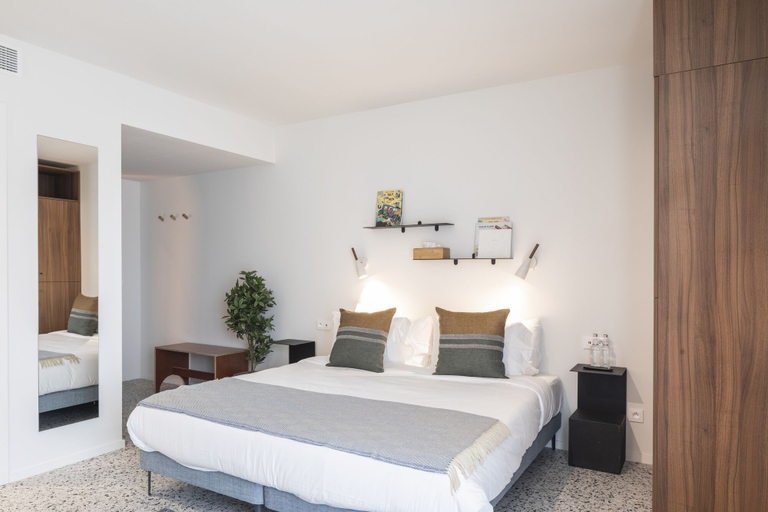 Bedroom 5, YUST Liège, Liège