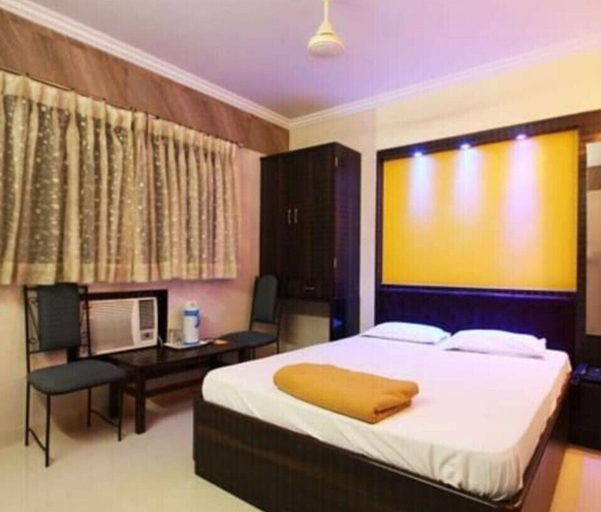 Bedroom 5, Hotel Diamond, Mumbai Suburban