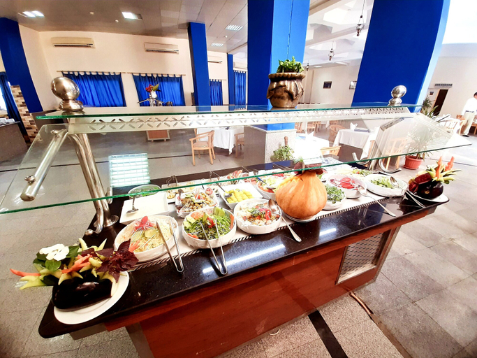 Food & Drinks 5, 100 Night per year at Grand Blue Hotels, As-Sajil