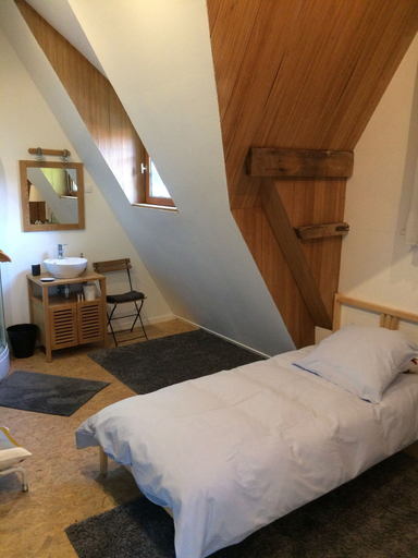Bedroom 4, Le Pigeonnier, Nord
