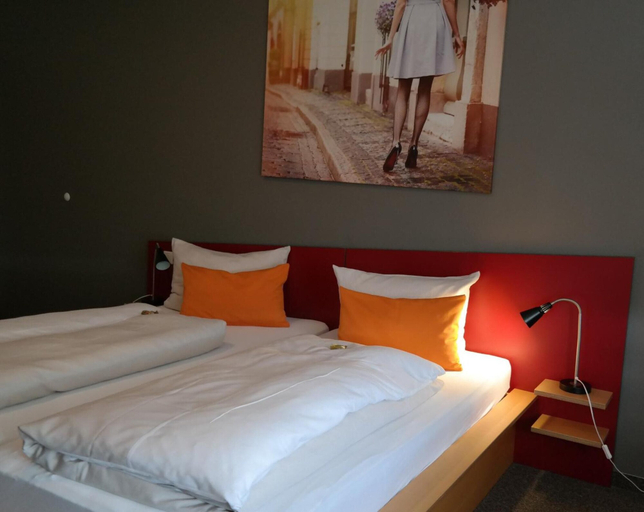 Bedroom 4, GS Hotel Geiger, Unterallgäu