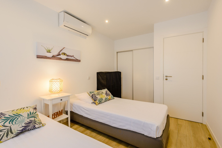 Bedroom 3, The Little Paradise With Sea Views, Lagoa