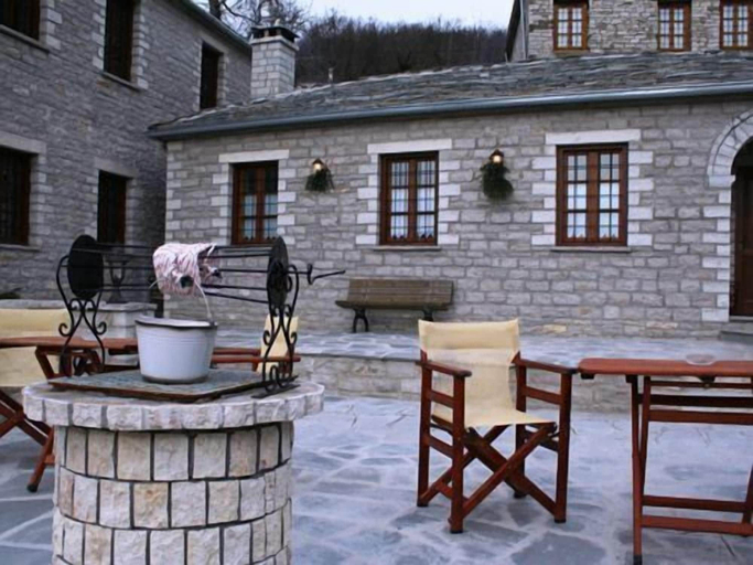 Others 5, Nikolas Guesthouse, Epirus