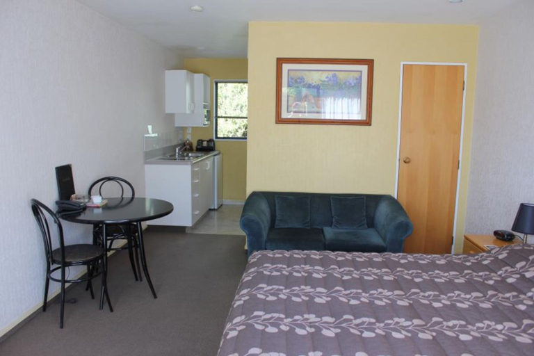 Bedroom 3, Aorangi Manor Motel, Marlborough