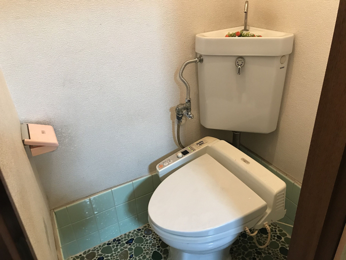Bathroom 3, Michio's House, Zama