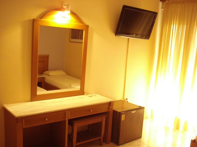 Bedroom 4, Hotel Cybele, Attica