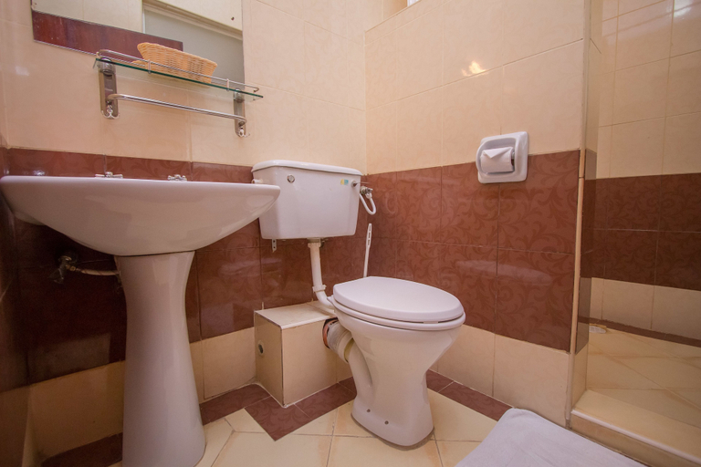 Bathroom 5, Hillcourt Resort and Spa, Nakuru Town East