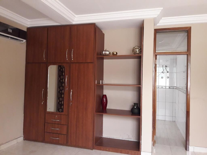Others 5, Double Tree Hotel Ghana, Accra