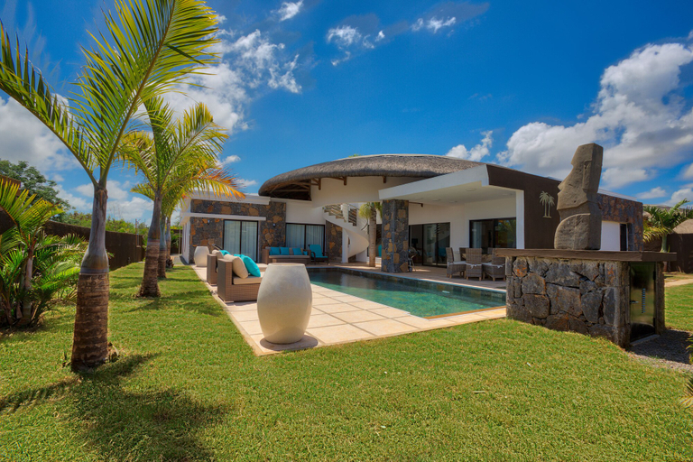 Exterior & Views, Villa de Haut Standing Diroma