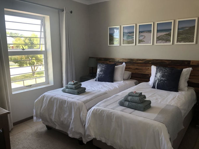 Bedroom 2, 20 River Club Villas, Eden