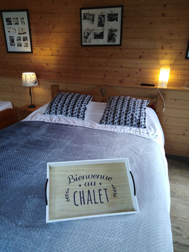 Bedroom 4, Chambres d'Hôtes Chalet la Bachole, Isère