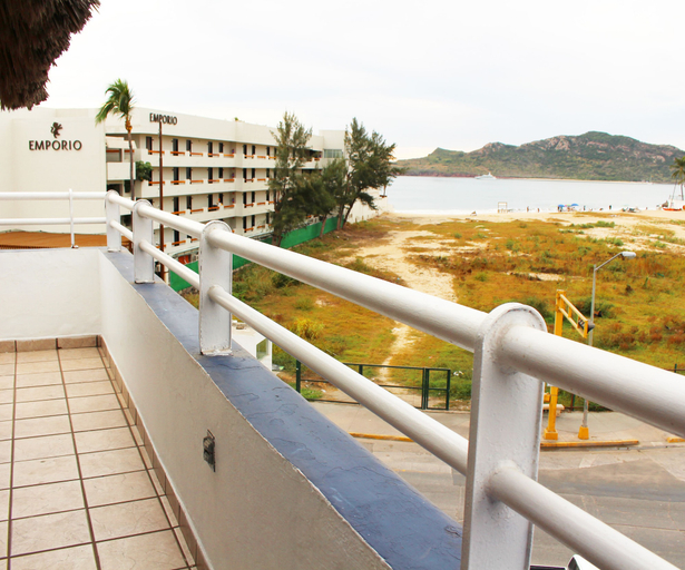 Others 5, Venados Inn, Mazatlán