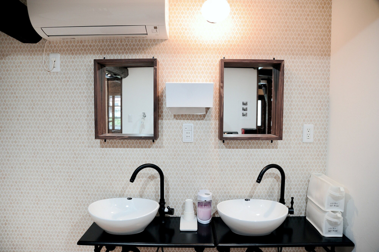 Bathroom 4, kusunoki(women-only guesthouse), Fukuyama