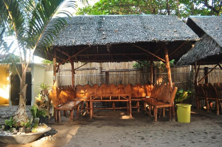 Food & Drinks 3, Ceazar's Place, Dauin