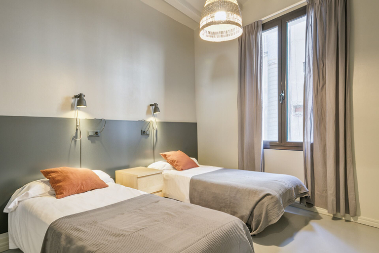 Bedroom 2, My Address in Plaza Real, Barcelona