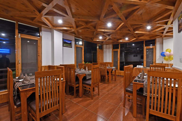 Food & Drinks 5, Lotus Inn Rothang View, Kullu