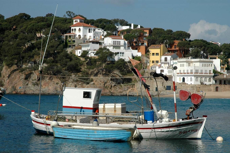 Exterior & Views 2, Apartamento Playa Llafranc 100 Costa Brava - Calle Coral, Girona