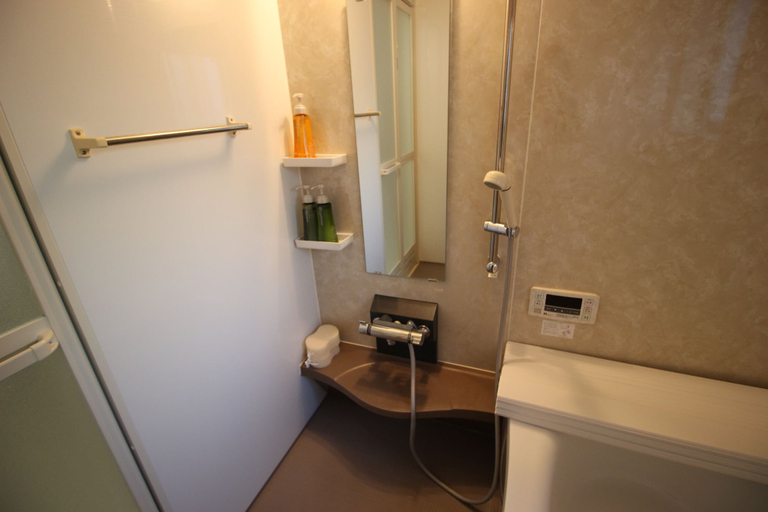 Bathroom 4, Aguri Home, Osaka