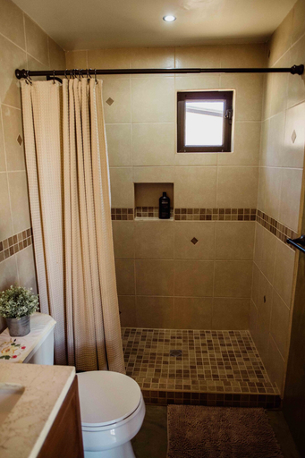 Bathroom 4, Rancho Toros Pintos, Ensenada
