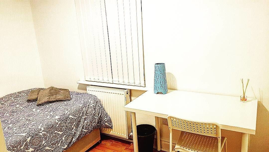 Bedroom 2, Molyneux Place, Sefton