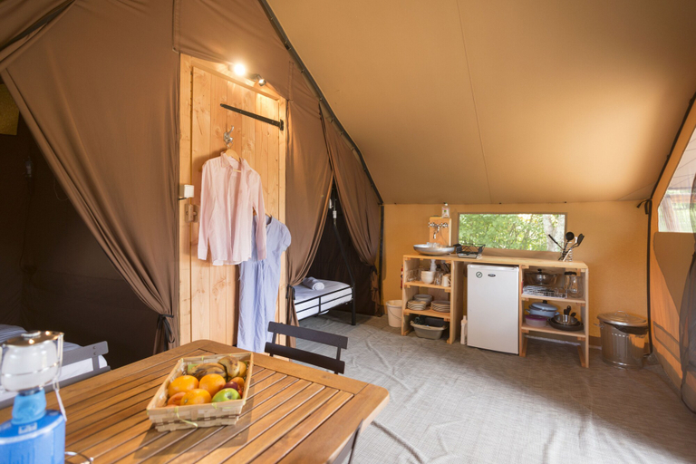 Bedroom 3, Huttopia Lac d'Aiguebelette, Savoie