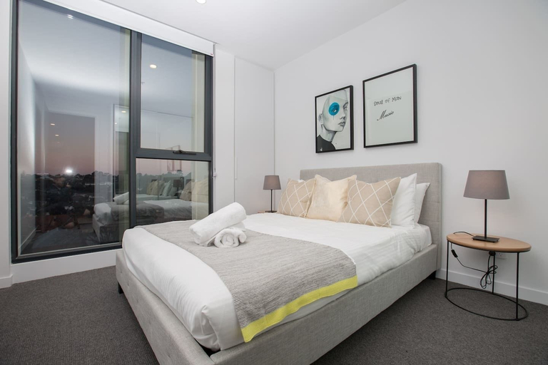 Bedroom 2, Green Hood Stunning 2 Bedrooms In Parkville, Melbourne