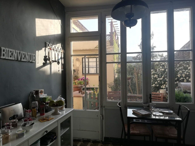 Food & Drinks, B&B Sallent, Barcelona