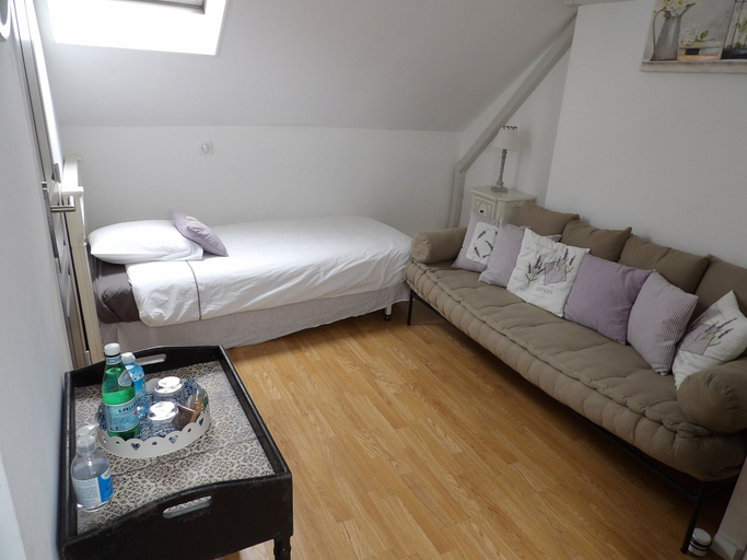 Bedroom 2, Le Clos Verlaine, Pas-de-Calais