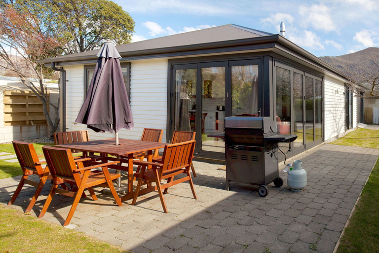 Exterior & Views 2, Pembroke Villa, Queenstown-Lakes