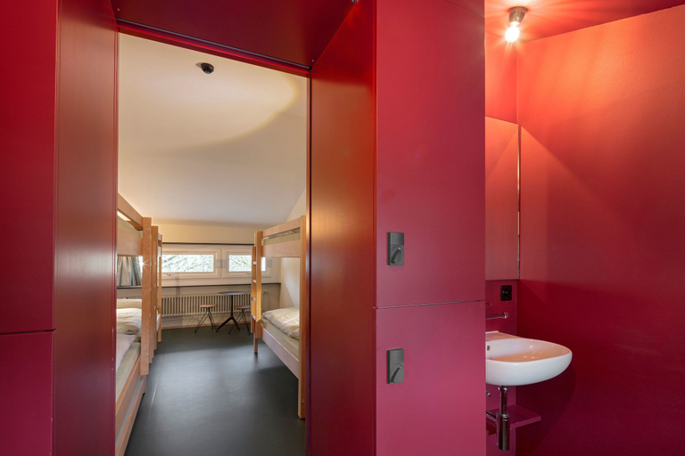 Bathroom 4, Youth Hostel Bern, Bern