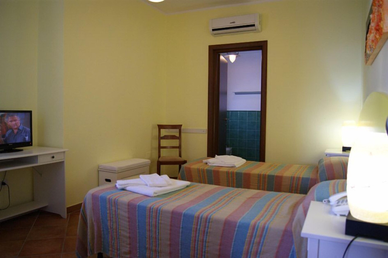 Bedroom 5, Hotel Oltremare, Rome