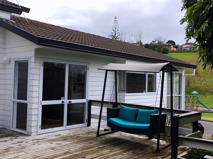 Exterior & Views, Sunny Home, Waitakere