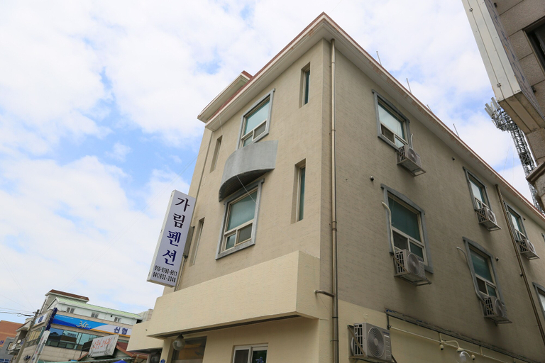 Exterior & Views, Daecheon Garim Pension, Boryeong
