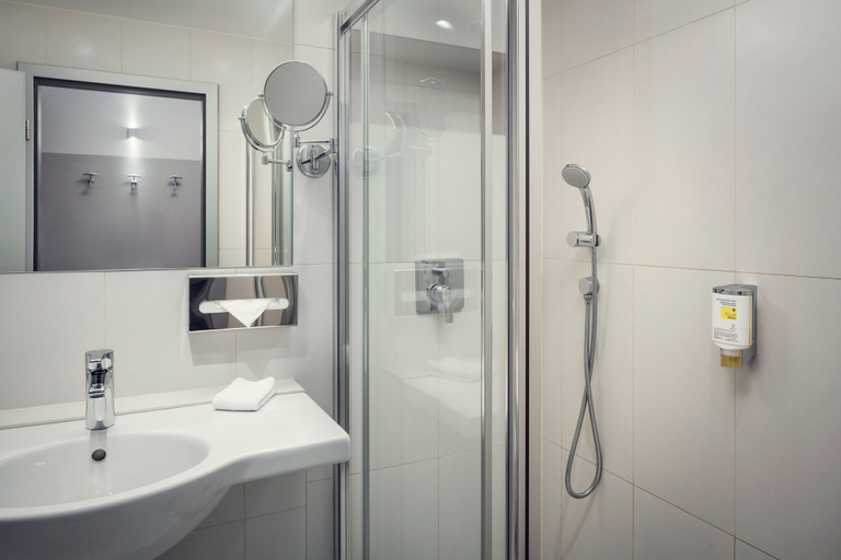 Bathroom 4, Hotel Davídek, Trutnov