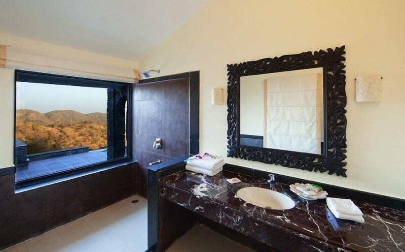 Bathroom 4, The Wild Retreat, Rajsamand