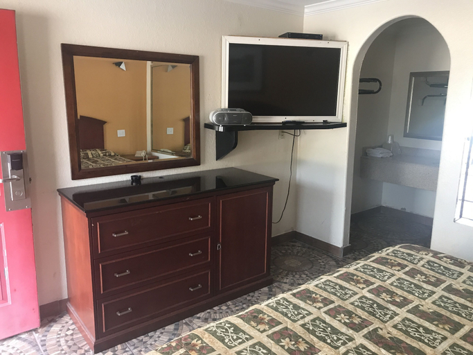 Others 5, Regency Inn and Suites, Houston