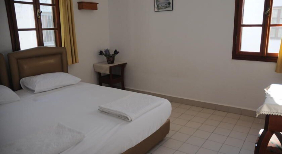 Bedroom 4, Hotel Gulec, Bodrum