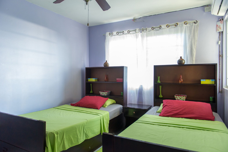 Bedroom 2, Modern Bilton Apartment