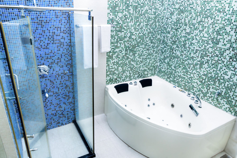 Bathroom 5, Impiana Hotel, Dhaka
