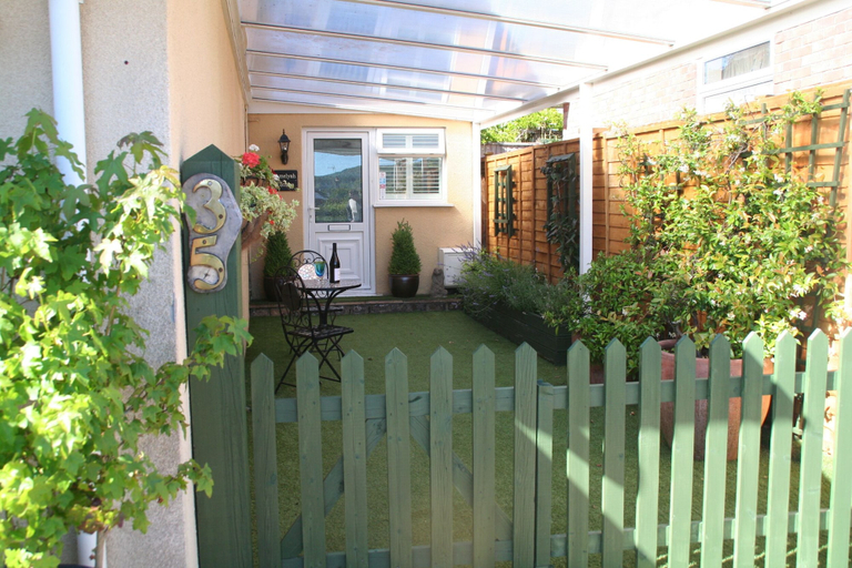 Exterior & Views 2, Relaxing Studio - Sauna - Luxe Bed - Pet-friendly, North Somerset
